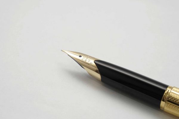 Pilot-Grandee-22K-Gold-Plated-6.jpg