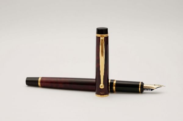 Pilot-Namiki-Grance-Lacquered-Brass-2.jpg