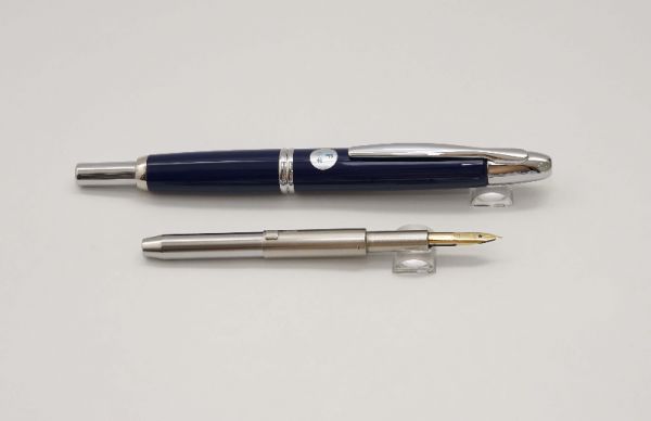 Pilot-Vanishing-Point-Capless-Deep-Blue-2.jpg
