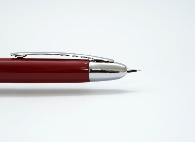 Pilot_Vanishing_Point_Red_Rhodium_4.jpg