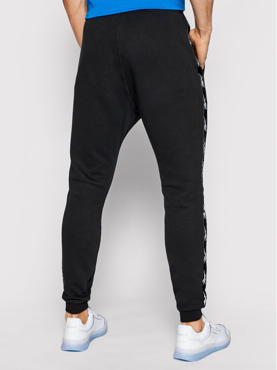 reebok-pantalon-jogging-essentials-tape-gq4215-noir-regular-fit.jpeg