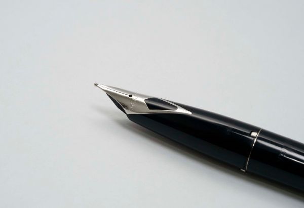 Sheaffer-330-Quasi-Imperial-Black-5.jpg