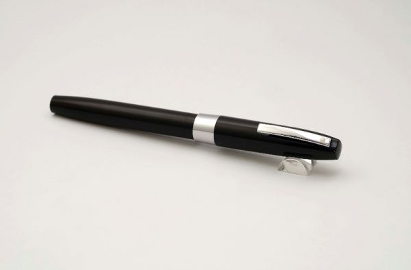 Sheaffer-330-Quasi-Imperial-Black-7.jpg