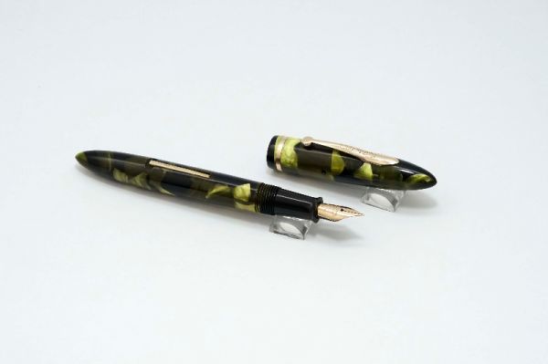Sheaffer-Balance-Lifetime-Black-Pearl-Celluloid-4.jpg