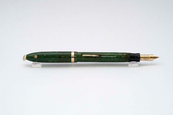 Sheaffer-Balance-Ring-Top-Jade-Green-Lever-Fill-10.jpg