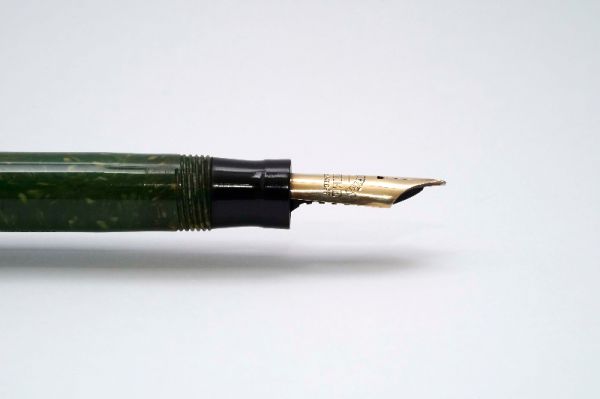 Sheaffer-Balance-Ring-Top-Jade-Green-Lever-Fill-6.jpg