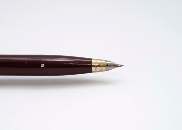 Sheaffer-Imperial-III-Burgundy-Touchdown-4.jpg