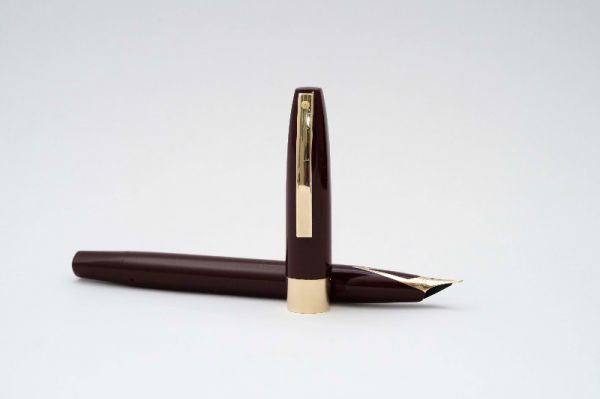 Sheaffer-Imperial-IV-Touchdown-Burgundy-2.jpg