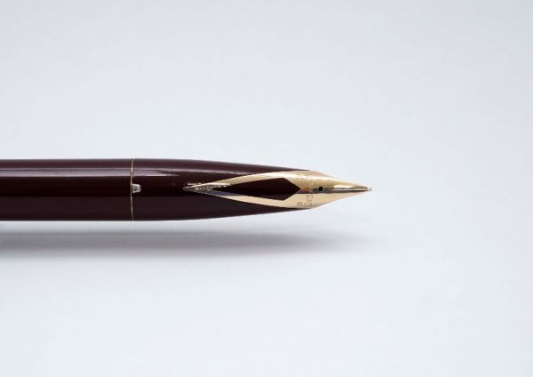Sheaffer-Imperial-IV-Touchdown-Burgundy-4.jpg