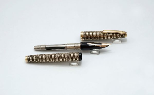 Sheaffer-Imperial-Sovereign-Diamond-Cut-3.jpg