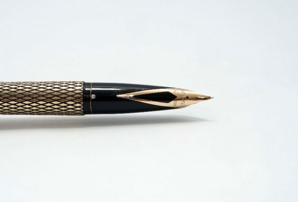 Sheaffer-Imperial-Sovereign-Diamond-Cut-4.jpg
