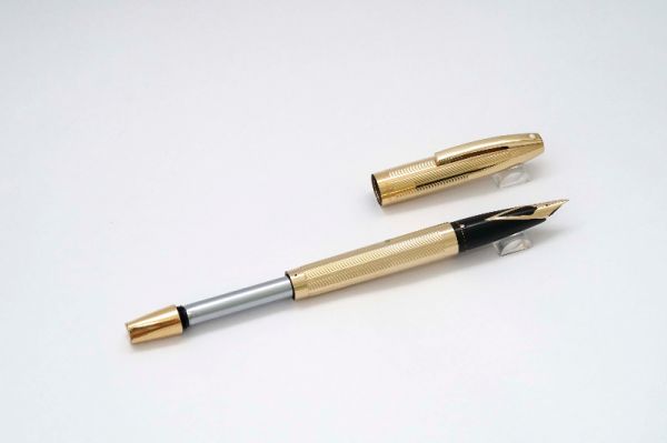 Sheaffer-Imperial-Triumph-Gold-Filled-Touchdown-3.jpg