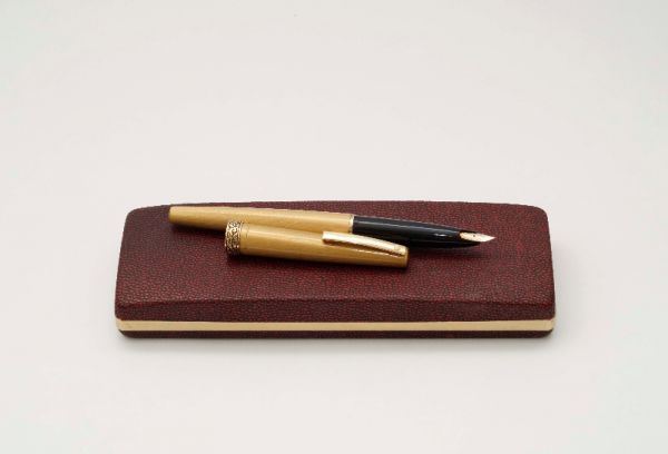 Sheaffer-Lady-630-Brushed-Gold-2.jpg