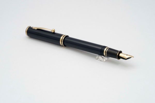 Sheaffer-Levenger-Connaisseur-Blue-6.jpg