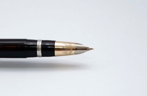 Sheaffer-Lifetime-1943-Tuckaway-Gold-Filled-Cap-4.jpg