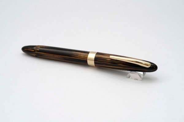 Sheaffer-Lifetime-Golden-Brown-Vacuum-Filler-7.jpg