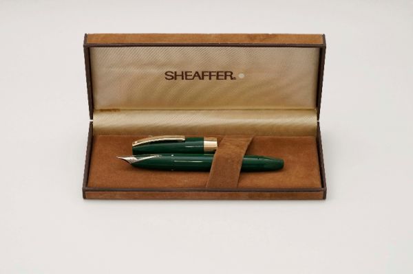 Sheaffer-PFM-I-Green-Gold-2.jpg