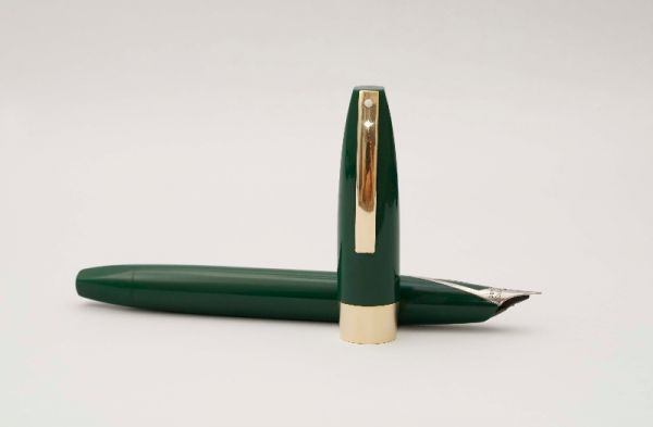 Sheaffer-PFM-I-Green-Gold-3.jpg