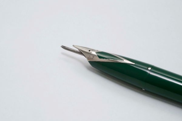 Sheaffer-PFM-I-Green-Gold-6.jpg