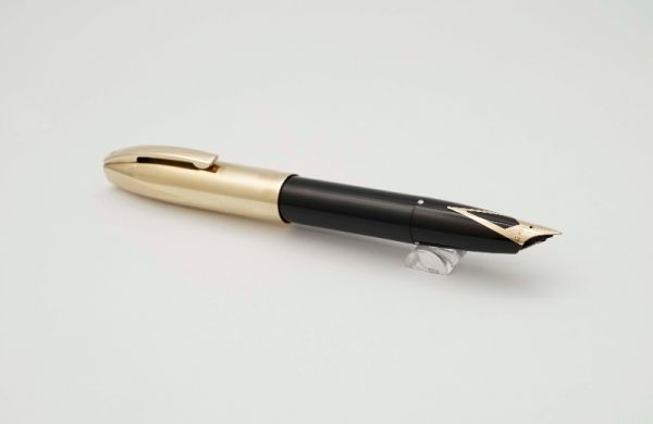 Sheaffer-PFM-V-Snorkel-Black-&-Gold-Filled-Cap-7.jpg
