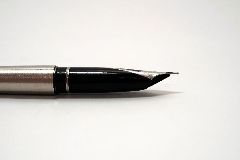 Sheaffer-Targa-1001-Brushed-Stainless-Steel-4.jpg