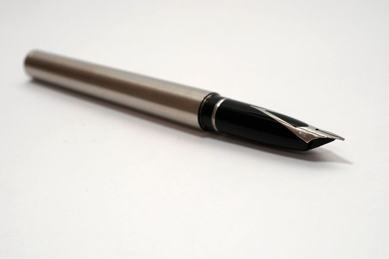 Sheaffer-Targa-1001-Brushed-Stainless-Steel-6.jpg