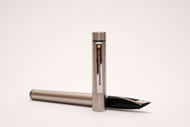 Sheaffer-Targa-1001-Stainless-Steel-2.jpg