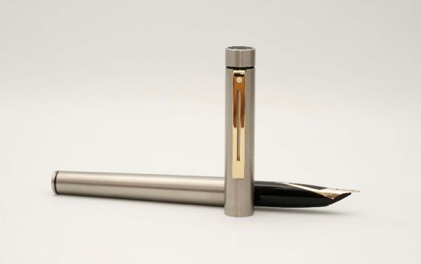Sheaffer-Targa-1001-XG-Brushed-Stainless-3.jpg