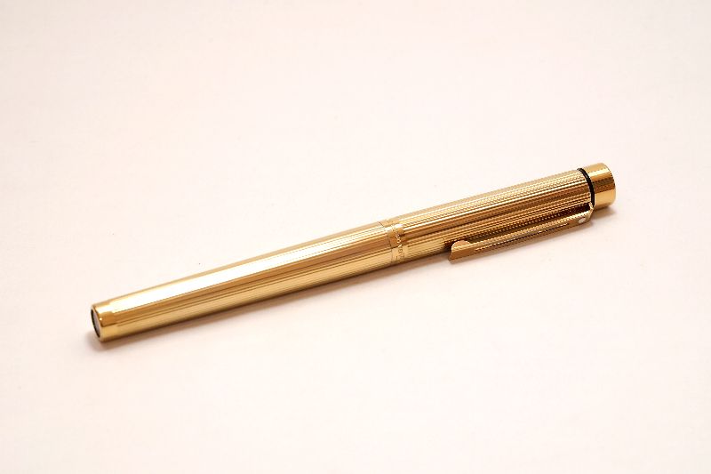 Sheaffer-Targa-1005-Gold-Fluted-10.jpg