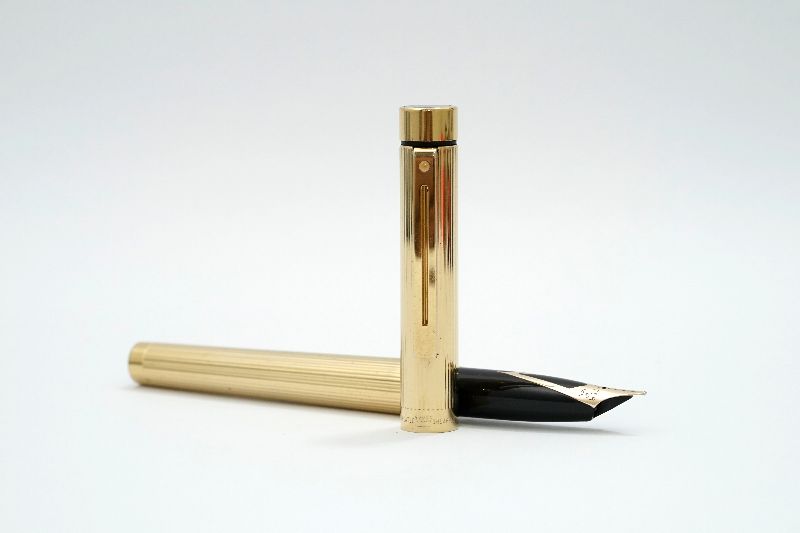 Sheaffer-Targa-1005-Gold-Fluted-2.jpg