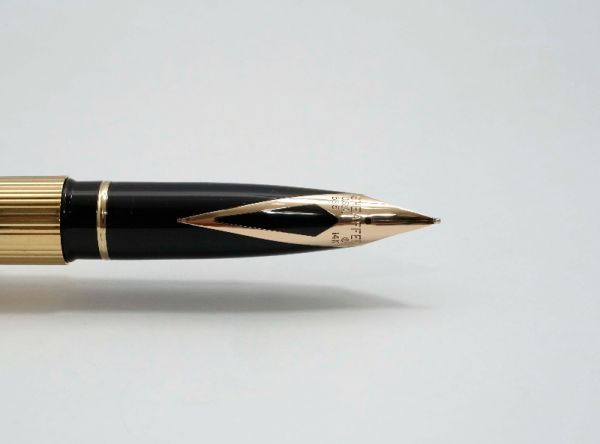 Sheaffer-Targa-1005-Gold-Fluted-5.jpg