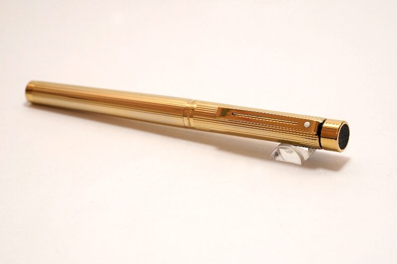 Sheaffer-Targa-1005-Gold-Fluted-8.jpg