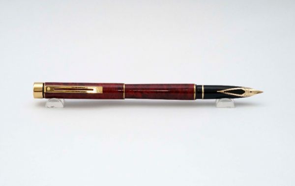 Sheaffer-Targa-1034-Red-Ronce-Lacquer-8.jpg