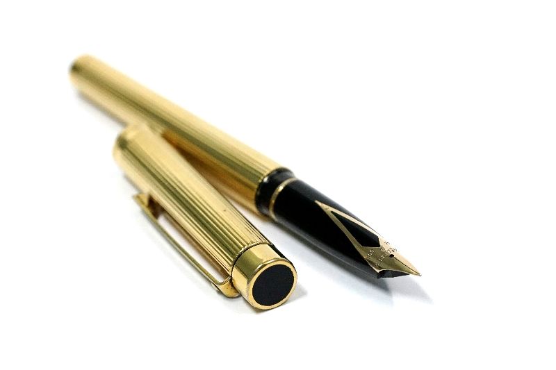 sheaffer-targa-gold-fluted-a.jpg