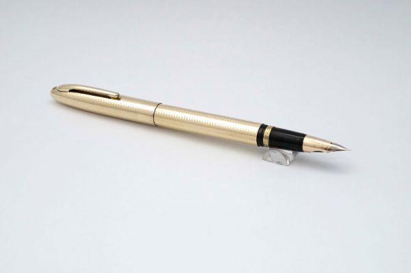 Sheaffer-Triumph-Gold-Filled-Cap-Barrel-Touchdown-7.jpg
