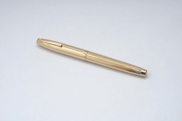 Sheaffer_797_Imperial_Triumph_Gold_Plated_Fluted_6.jpg