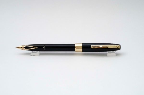Sheaffer_Imperial_IV_Lifetime_Black_Cartridge_Version_8.jpg