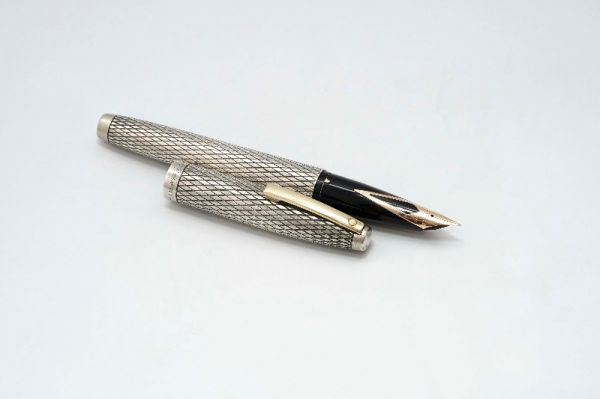 Sheaffer_Imperial_Sterling_Silver_Diamond_Cut_3.jpg
