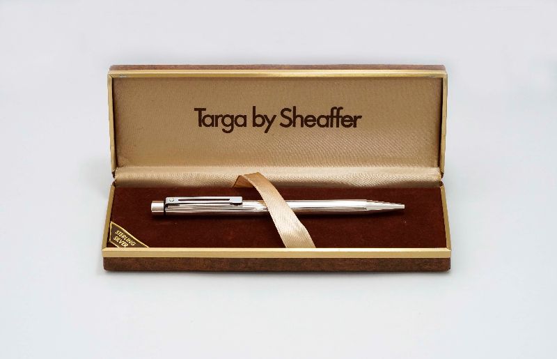 Sheaffer_Targa_1004_Sterling_Silver_1.jpg