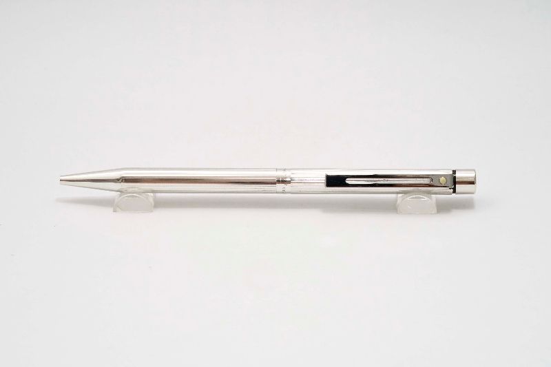 Sheaffer_Targa_1004_Sterling_Silver_4.jpg