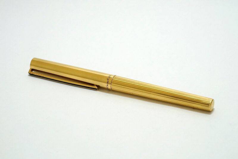 STDupont-Classique-Vermeil-Gold-Plated-9.jpg