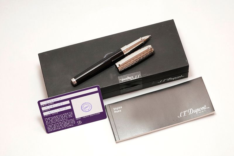 STDupont-Elyse-Duotone-Black-Lacquer-Palladium-2.jpg
