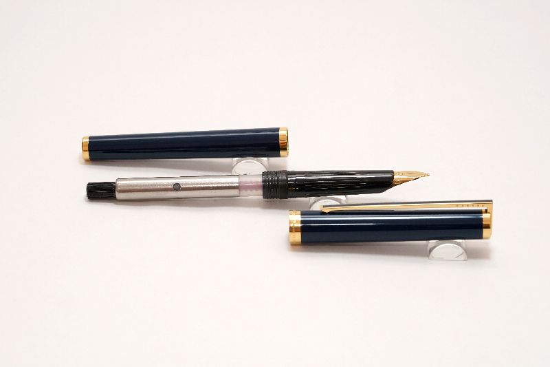 STDupont_Lacquer_Dark_Blue_Navy_8.jpg