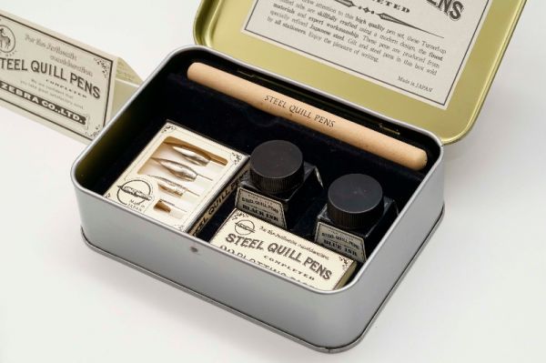 Steel-Quill-Dip-Pen-Set-5-Nib-3.jpg