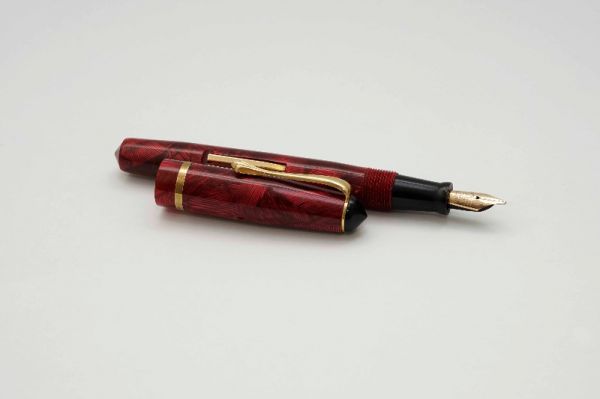 The-Unique-Pen-Red-Shell-4.jpg
