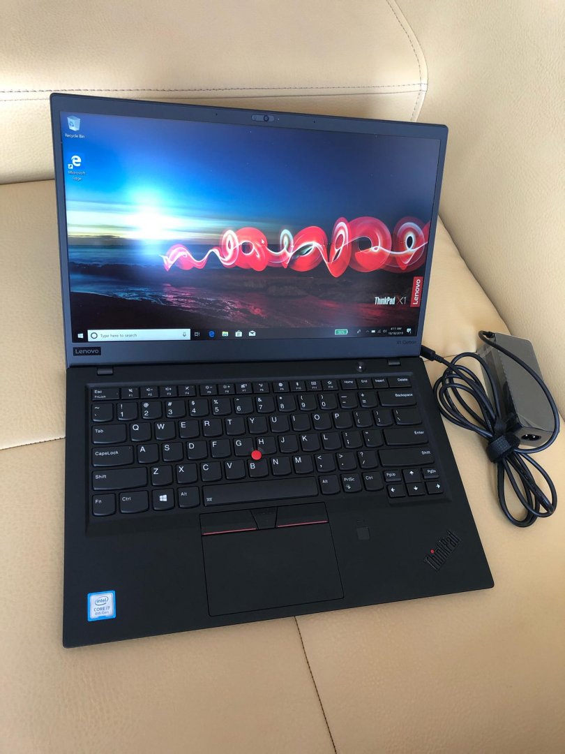 Thinkpad X1 g6 23.jpg