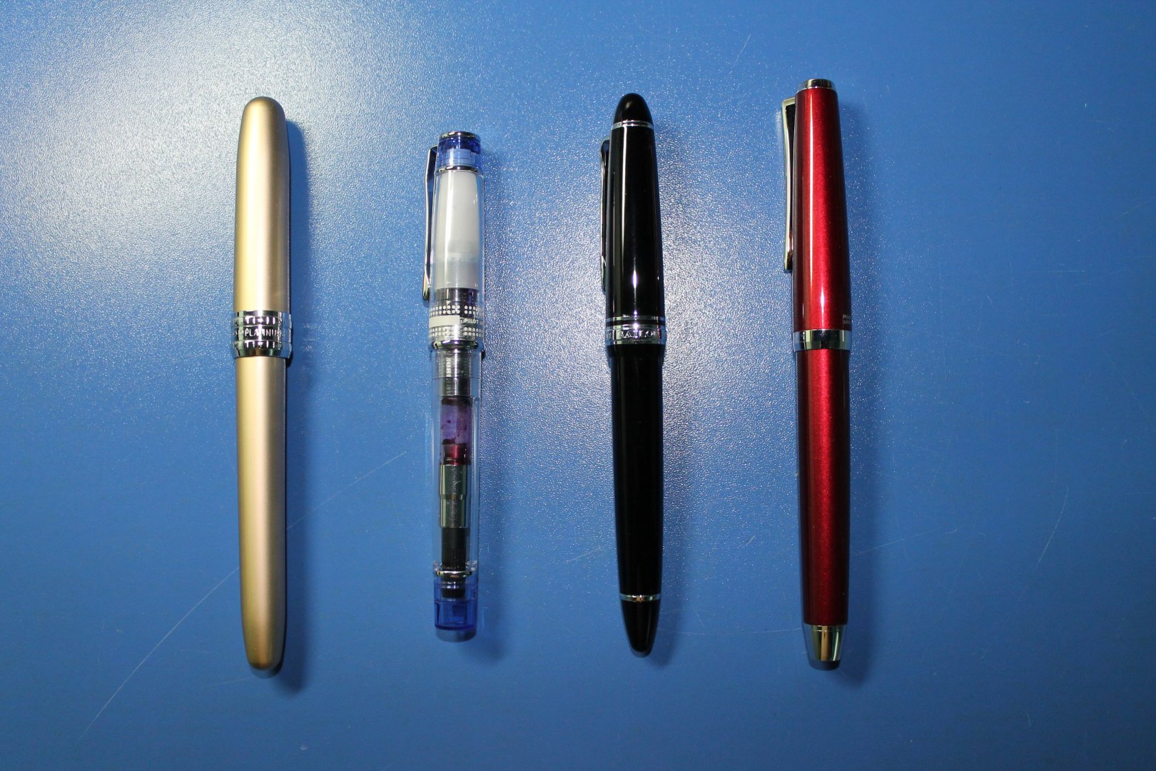 Tong hop but nhat.jpg