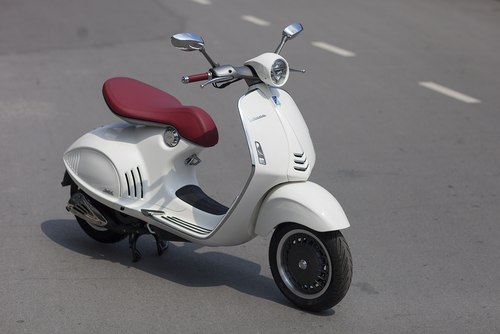 vespa-946-1-4286-1410581477.jpg