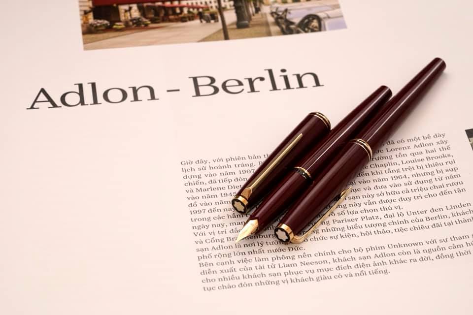 Vintage-Montblanc-Burgundy.jpg
