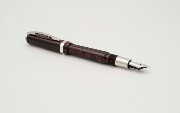 Visconti-Red-Wall-Street-23K-Palladium-11.jpg